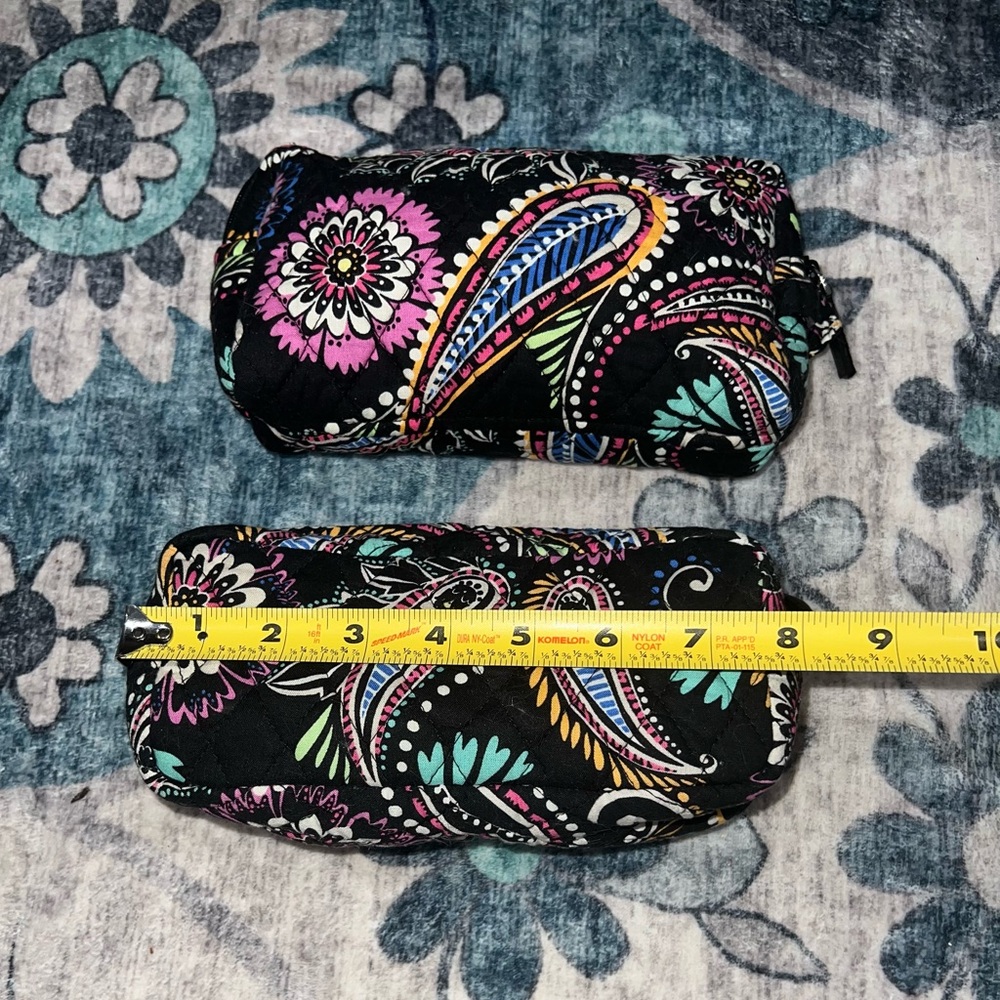 Vera Bradley Set of 2 Bandana Swirl Cosmetic Bags
EUC - Picture 10 of 15